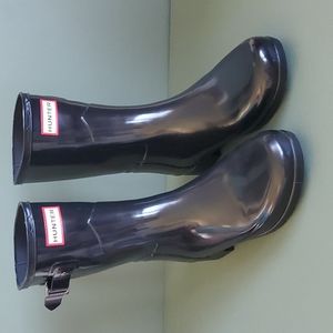 Hunter gloss black mid calf short classic rain boots / wellingtons - Size 8